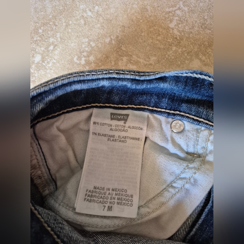 Jeans - Picture 3 of 5